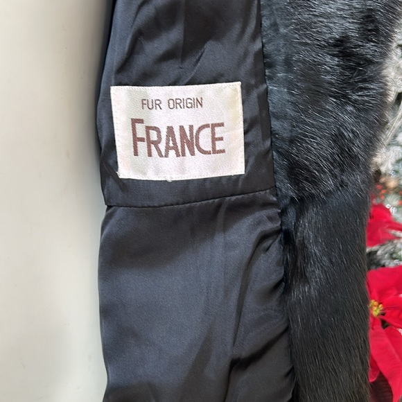 💯 % Rabbit Fur Coat - Picture 8 of 16